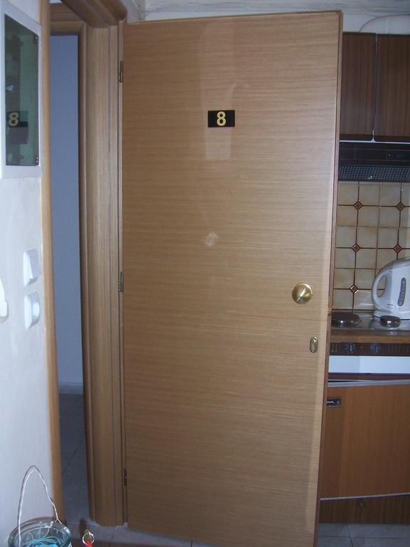 Ballas Apartments Ajía Effimía Szoba fotó